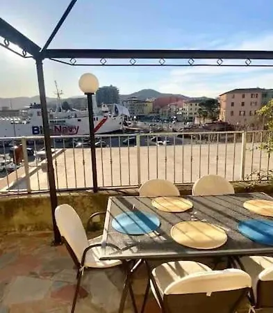 Vista Porto -portoferraio *