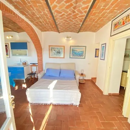 Vista Porto Le Ghiaie Apartment Portoferraio