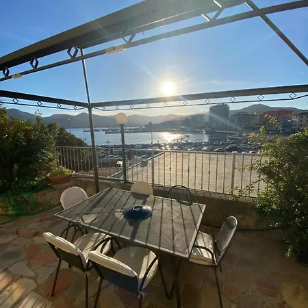 Vista Porto -portoferraio *