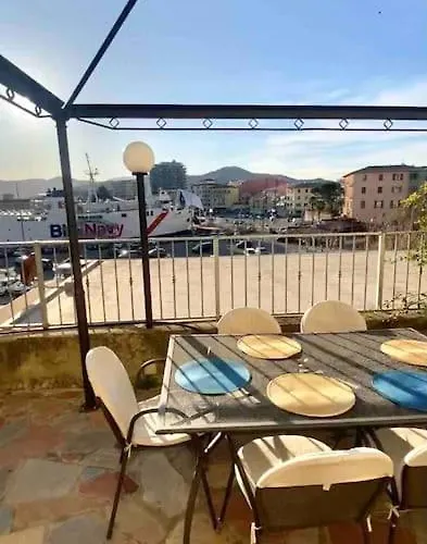 Vista Porto -portoferraio *