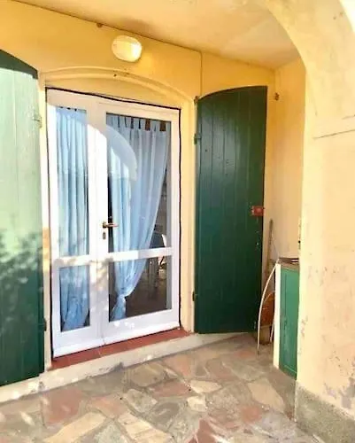 Vista Porto -portoferraio *