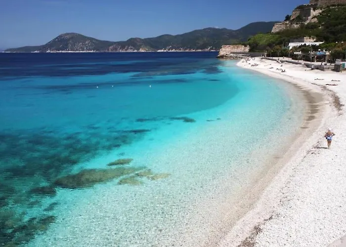 Vista Porto -portoferraio *